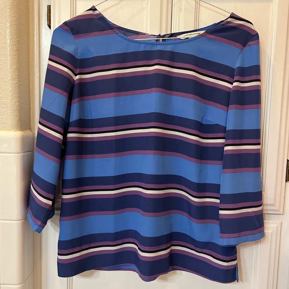 Crofts and Barrow 3 /4 blouse